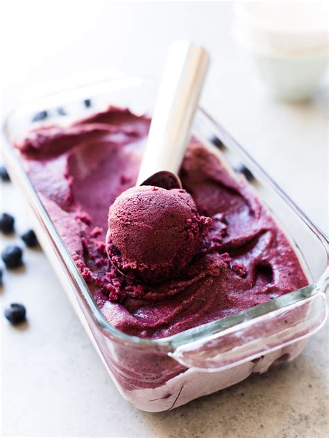 Scooping out Blueberry Acai Frozen Yogurt. | Frozen yogurt, Cherry ice ...