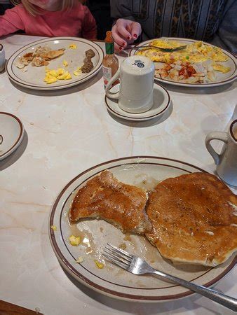 BIG APPLE FAMILY RESTAURANT, Freeport - Restaurant Reviews, Phone ...