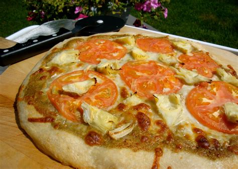 Cook. Eat. Enjoy. Repeat.: Artichoke Heart Pizza with Pesto