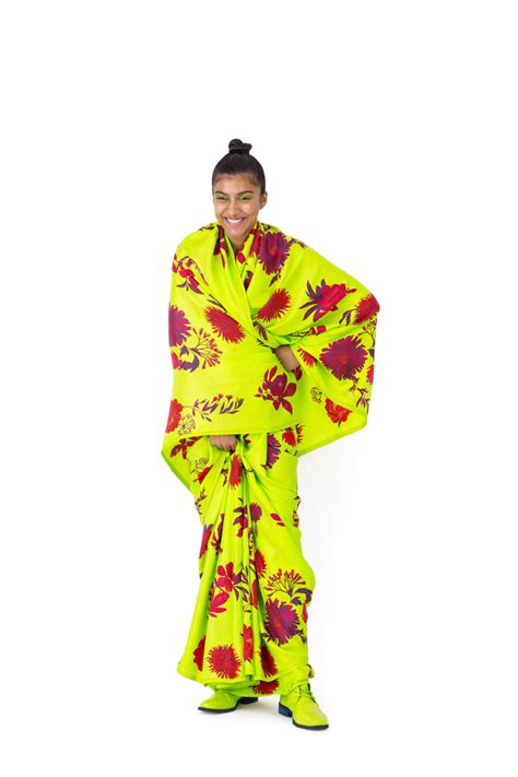 Buy Designer Saris Online - Designer Sarees Online Shopping – Raw Mango