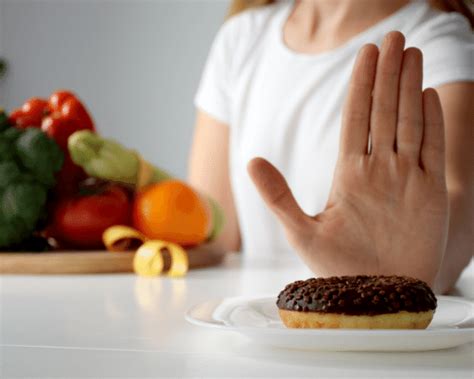Sweaty palms: Symptoms, causes, home remedies and treatment | Sprint ...