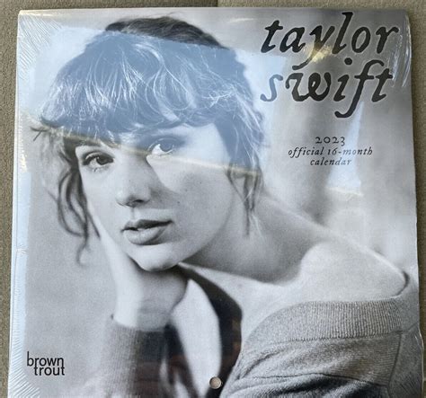 Taylor Swift OFFICIAL 2023 7"x7" Monthly MINI Wall Calendar NEW Ships ...
