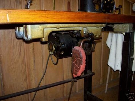 241 12 Singer Sewing Machine 的图像结果