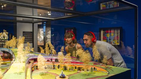 Hundertwasser Art Centre with Wairau Māori Art Gallery | Activities ...