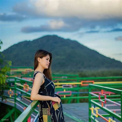 Bintan Blue Lake & Sunset Tour at Decliff by Taxi Bintan Island - Klook ...
