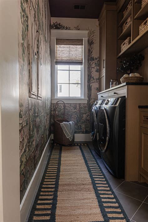 FUEGO – English Village Lane