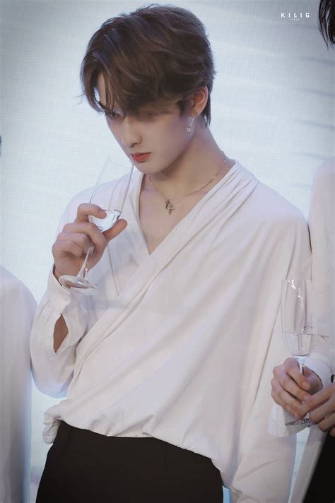EROS, the god of love. "The son of Aphrodite,... - Zhengting13Yanchen