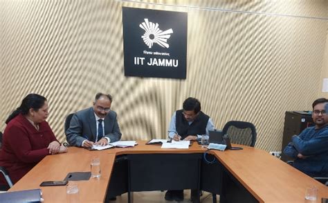 MOU signed Between NIELIT J&K and IIT Jammu | Government of India ...