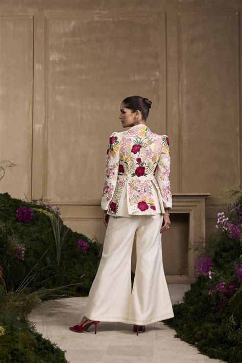 Buy - Rose ivory floral foliage pleated peplum jacket | Elan Store