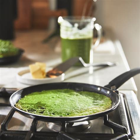 HEMLAGAD crepe-/pancake pan, non-stick coating black, 25 cm (10") - IKEA