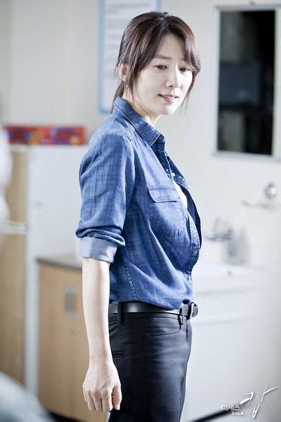 警察夫人 剧照 | Kim hee-ae, Korean actress, Actresses