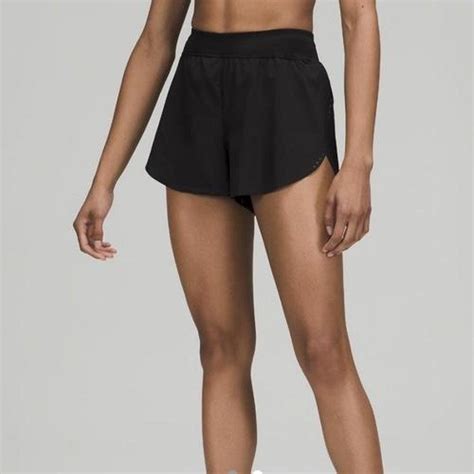 Lululemon Women's Black Shorts | Depop