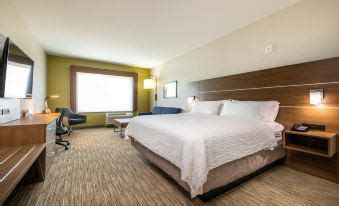 Holiday Inn Express & Suites SAN JOSE – SILICON VALLEY by IHG, San Jose ...