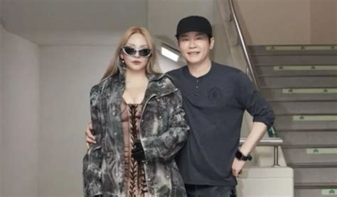 CL de 2NE1 comparte foto con Yang Hyun-suk antes de la reunión del grupo