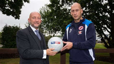 Ian Holloway meets Reading manager Jaap Stam | Football News | Sky Sports