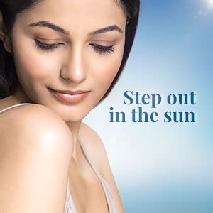 VLCC Mineral Sunscreen Tinted SPF 50 PA+++ Ultra Lightweight Non ...