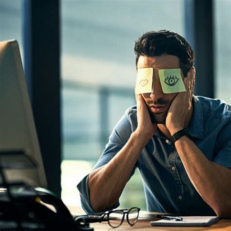 How To Fight Off Sleep And Stay Awake, According To Science - Health Issues
