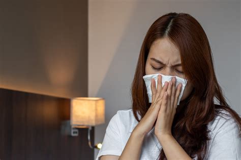 What Causes a Constant Runny Nose: Understanding Rhinorrhea - Coastal ...