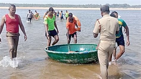 மாயனூர் காவிரி ஆற்றில் மூழ்கி 4 மாணவிகள் உயிரிழப்பு: தலைமை ஆசிரியர் ...