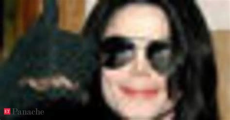 Blood-stained blouse in MJ's wardrobe - The Economic Times