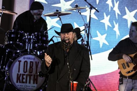 US country singer Toby Keith dies at 62 after cancer battle | The ...
