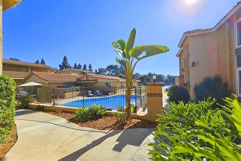 Lake Meadows Apartments - Apartment Living in La Mesa, CA