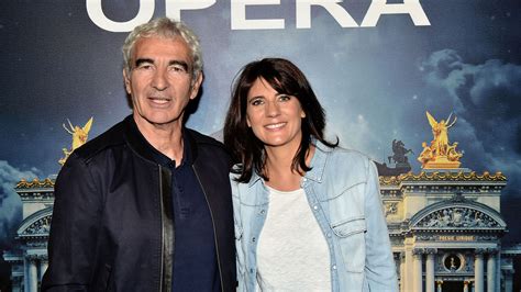 Estelle Denis et Raymond Domenech séparés : vue sur mer, 2 étages, 10 ...
