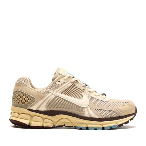 NIKE W ZOOM VOMERO 5 OATMEAL/PALE IVORY-SAIL-LT CHOCOLATE（ナイキ ウィメンズ ズーム ...