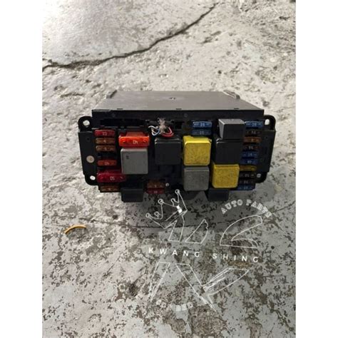 W203 Sam Re Module Removal 的图像结果