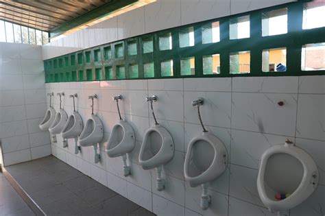 Conselho Municipal de... - Conselho Municipal de Maputo