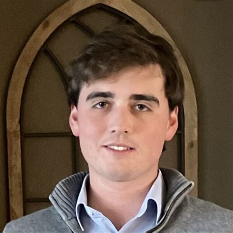 Leo - Grammar teacher - ₹1587/h