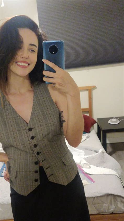 ASMR Claudy : r/ASMRgirls