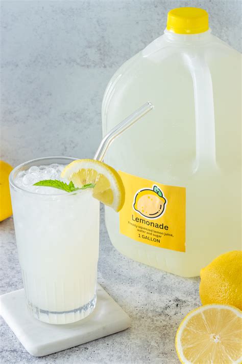 One-Gallon Homemade Lemonade Recipe - Sweet Steep