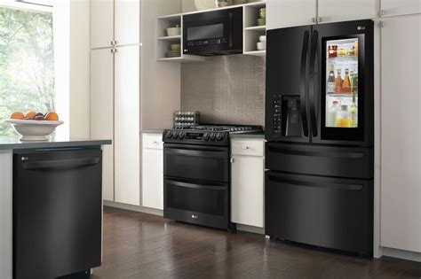 Black Appliances For Modern Kitchen