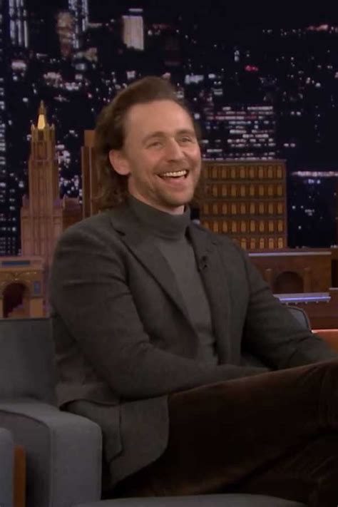 Tom Hiddleston’s Bio, Age, Relationships, Latest Buzz, Photos & Videos