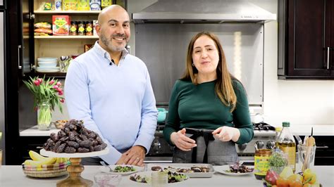 Kitchen Chat 的图像结果