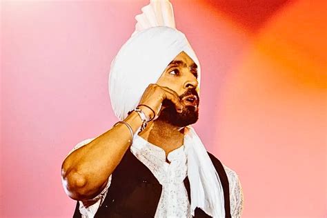 Diljit Dosanjh pays heartfelt tribute to Manmohan Singh during Guwahati ...