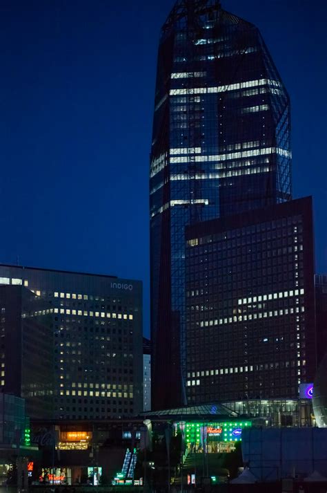 Skyscraper High Resolution 的图像结果