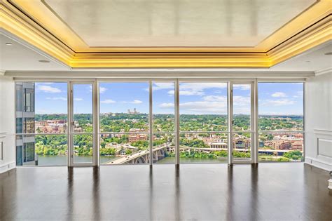 Penthouse With Iconic Washington DC Views | The Georgetown Dish