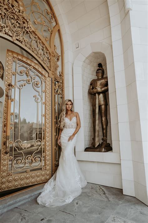 Mimi's Bridal | Wedding Dresses