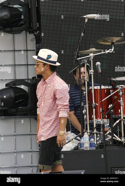 Watchmojo.com Top 10 Bruno 的图像结果