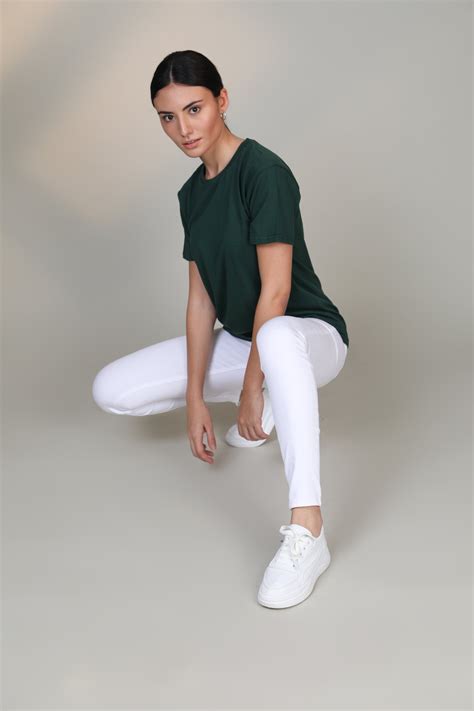 Women Short sleeve t-shirt Green 100% Cotton Regular Plain Round Neck ...