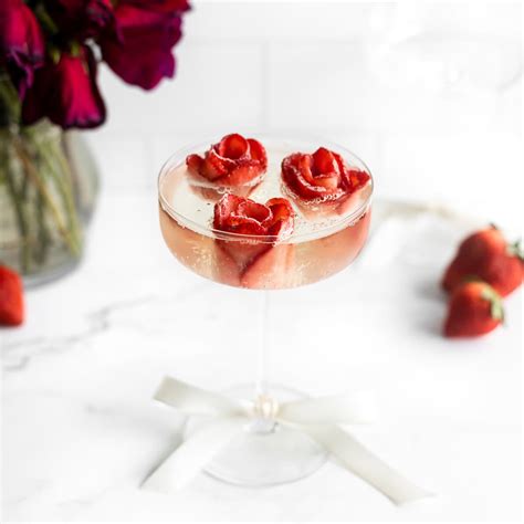 Meatballs with Alfredo Sauce - Easy Fettuccine Recipe ...