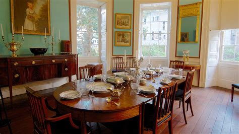 Step Back in Time With the Historic Nathaniel Russell House