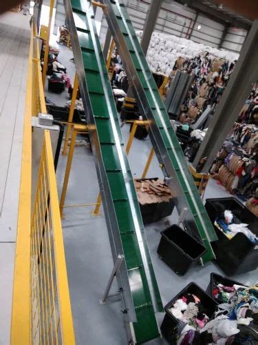 Chain Conveyors - Floor Conveyor System Manufacturer from Ghaziabad