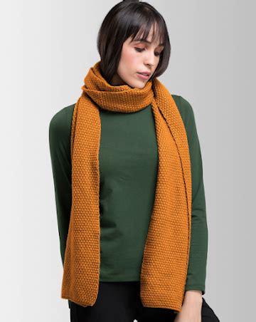 Must-Have Accessories For Every Winter Wardrobe | magicpin blog