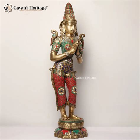 Brass Welcome Lady Statue with Stone Work – Divine Greeting Décor | Ga ...
