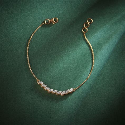 Leafy Brilliance Diamond Bracelet