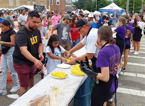 Photos: Mendota Sweet Corn Festival hands out sweet corn, hosts parade ...