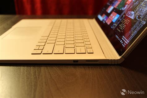 Microsoft releases firmware update for Surface Book and Surface Pro 4 ...